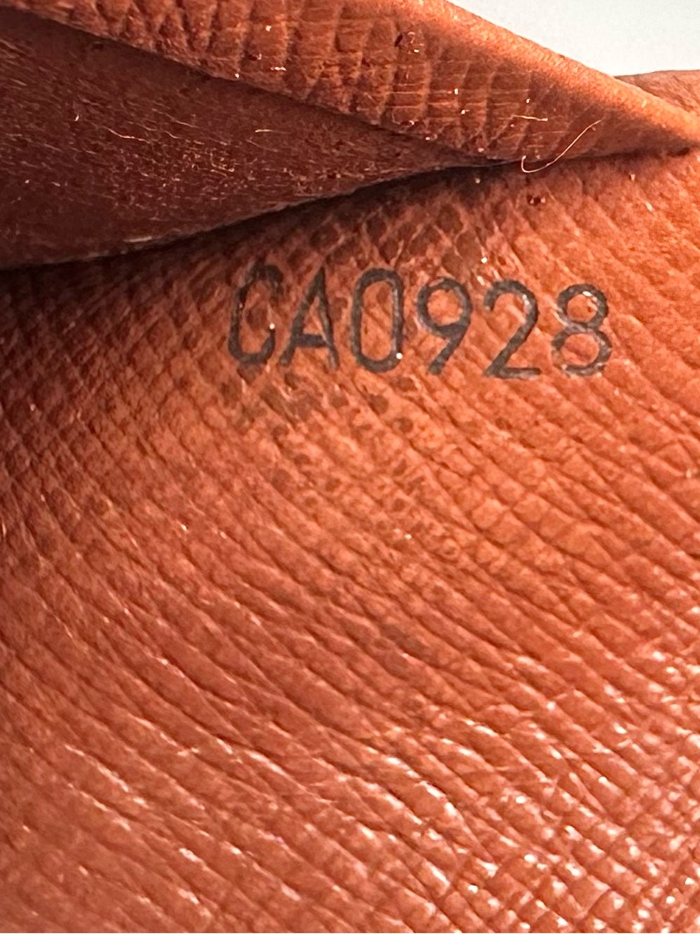 Louis Vuitton Monogram Tresor Wallet in very good condition CA0928 - Picture 5 of 16
